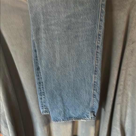 Distressed Blue Jeans - Picture 4 of 5